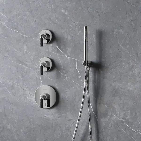 ARMORY SHOWERING